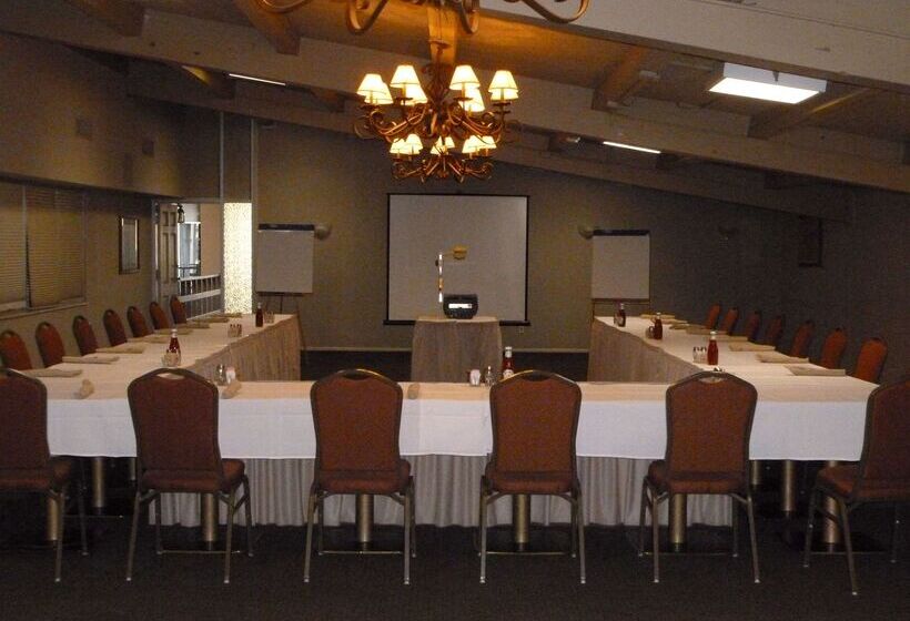 فندق Best Western Outlaw Inn