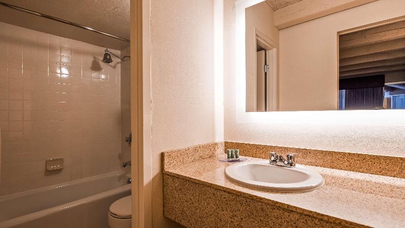 فندق Best Western Outlaw Inn