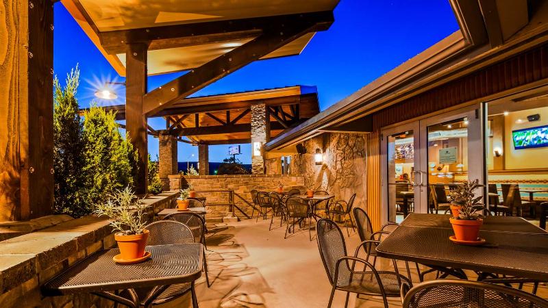 فندق Best Western Outlaw Inn