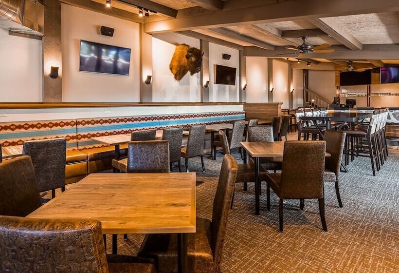 فندق Best Western Outlaw Inn