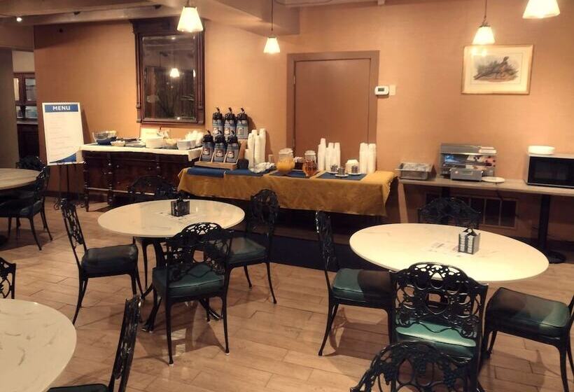 فندق Best Western Outlaw Inn