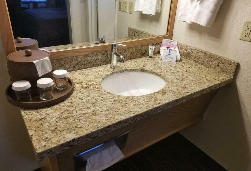 فندق Best Western Pacific Highway Inn