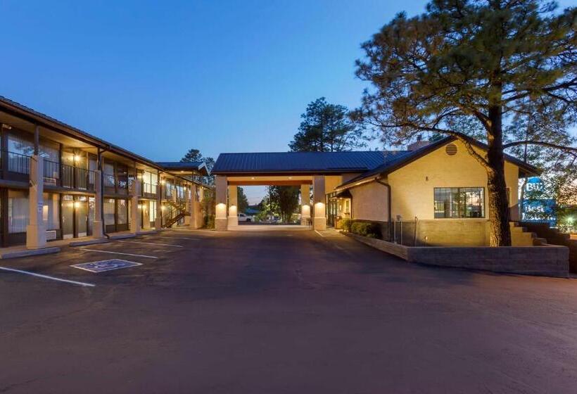 هتل Best Western Paint Pony Lodge