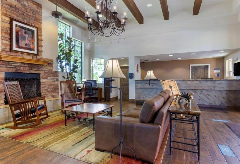 فندق Best Western Paint Pony Lodge
