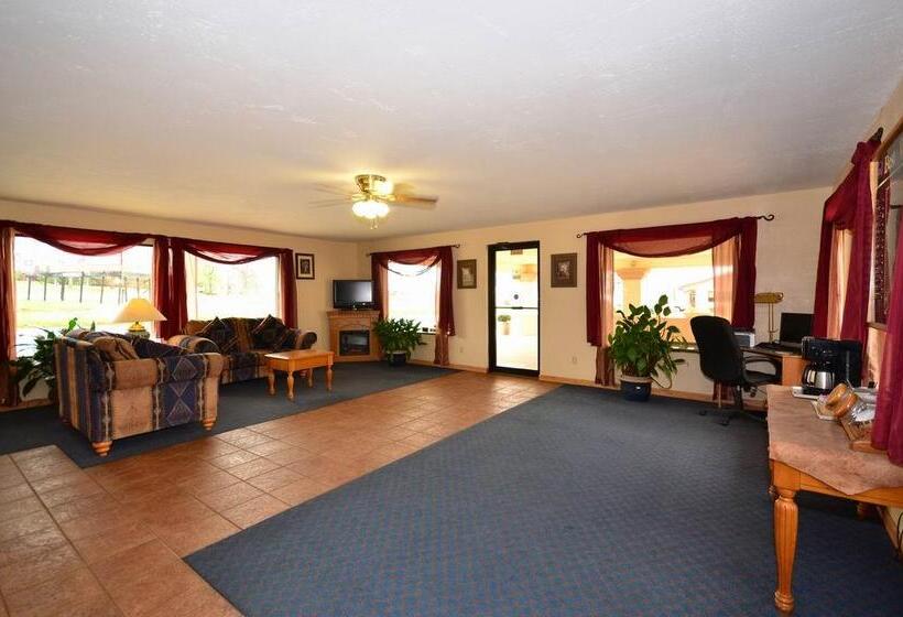 ホテル Best Western Palestine Inn