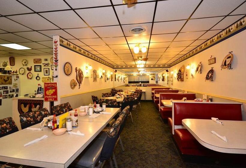 ホテル Best Western Palestine Inn