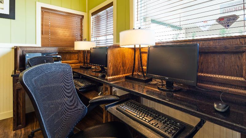 هتل Best Western Paradise Inn & Resort