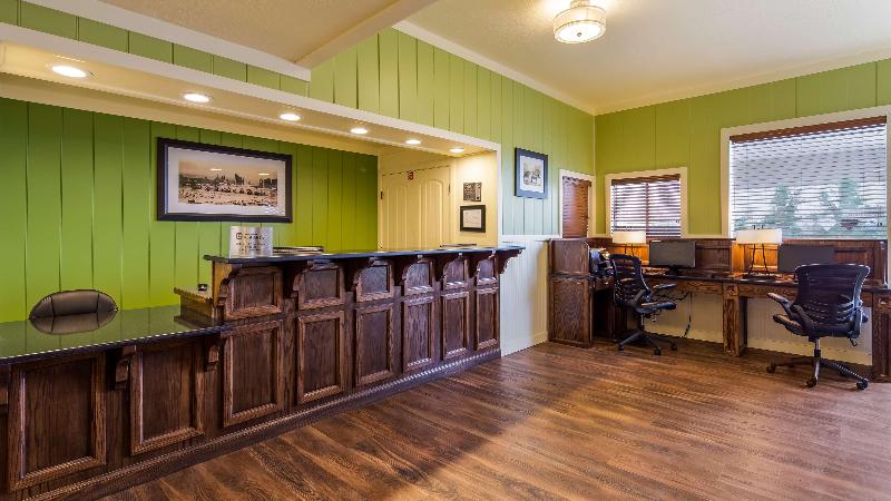 هتل Best Western Paradise Inn & Resort