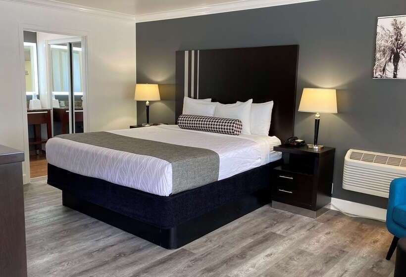 فندق Best Western Park Crest Inn