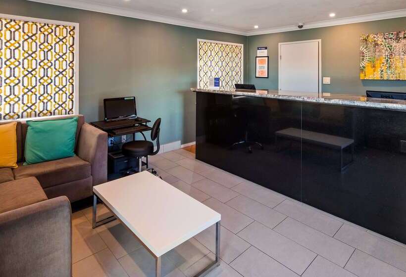 هتل Best Western Park Crest Inn
