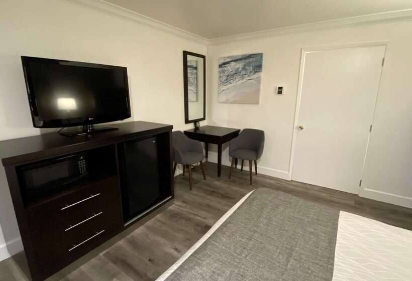 ホテル Best Western Park Crest Inn