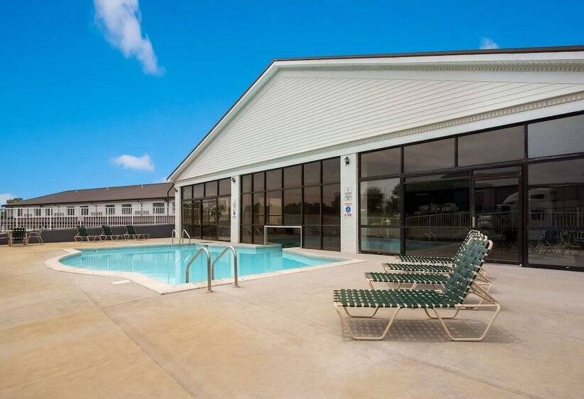 فندق Best Western Parkside Inn