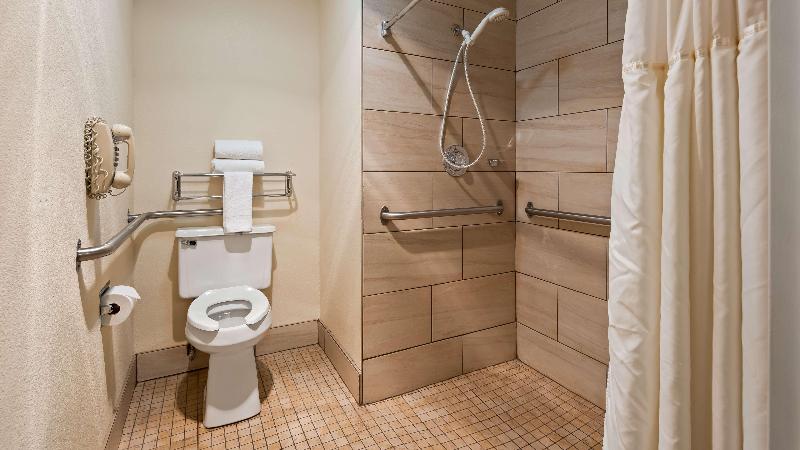 فندق Best Western Parkside Inn