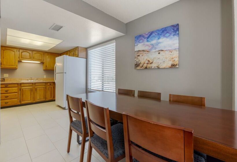 فندق Best Western Pecos Inn