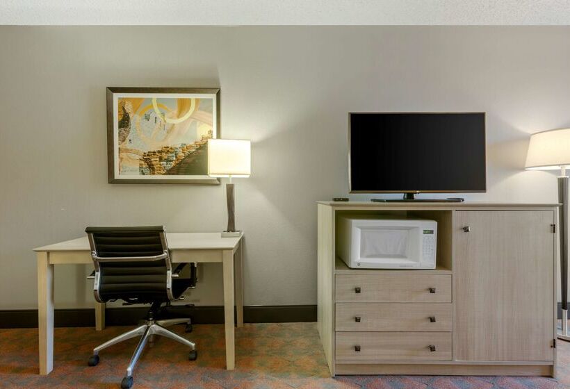 فندق Best Western Pecos Inn