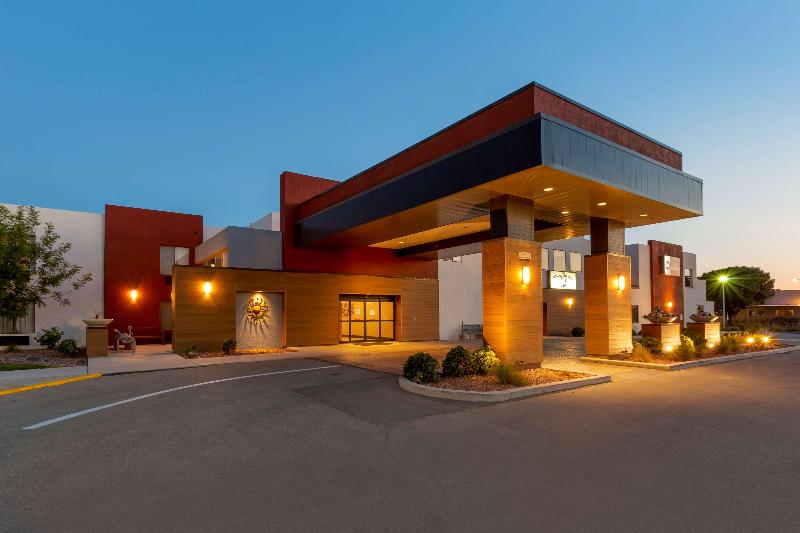 فندق Best Western Pecos Inn