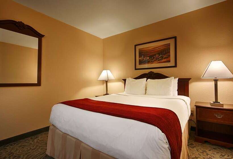 فندق Best Western Petaluma Inn