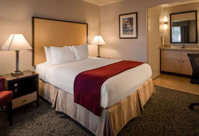 فندق Best Western Petaluma Inn