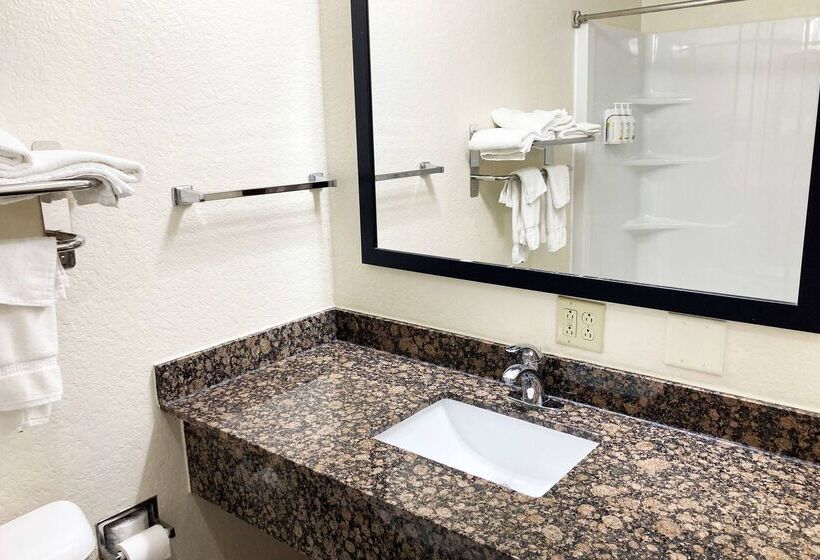 ホテル Americinn By Wyndham Grinnell