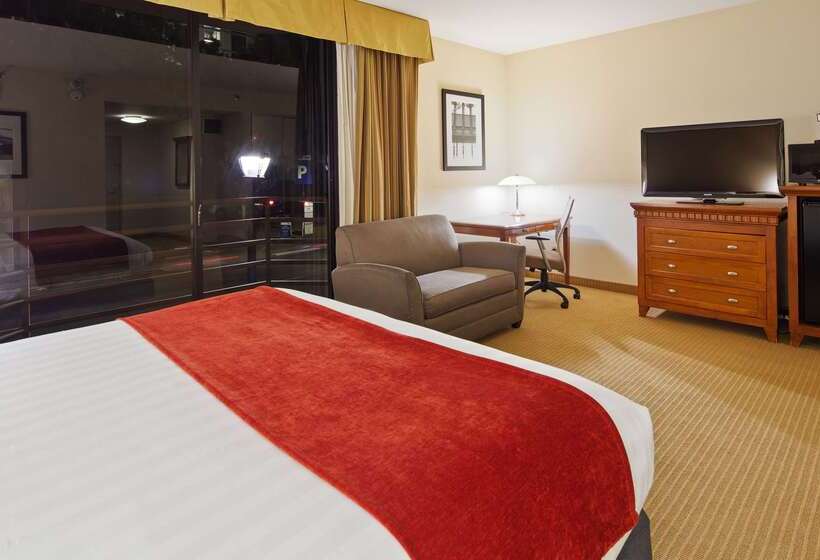 בית מלון כפרי Best Western Plus Bayside Inn