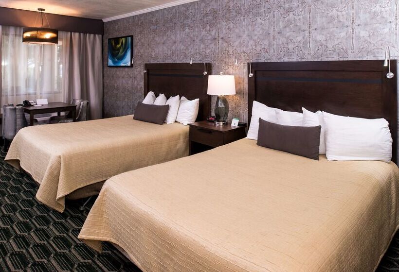 فندق Best Western Plus Black Oak