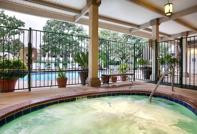 فندق Best Western Plus Black Oak