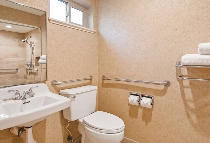 فندق Best Western Plus Black Oak