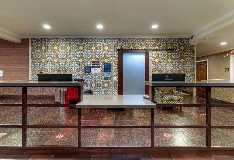 فندق Best Western Plus Brookside Inn