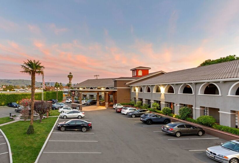 فندق Best Western Plus Brookside Inn