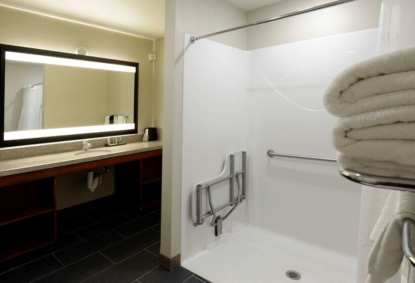 בית מלון כפרי Best Western Plus Clocktower Inn