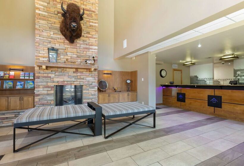 בית מלון כפרי Best Western Plus Clocktower Inn