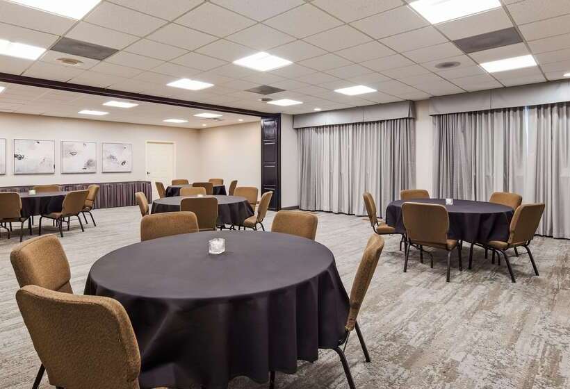 호텔 Best Western Plus Cottontree Inn