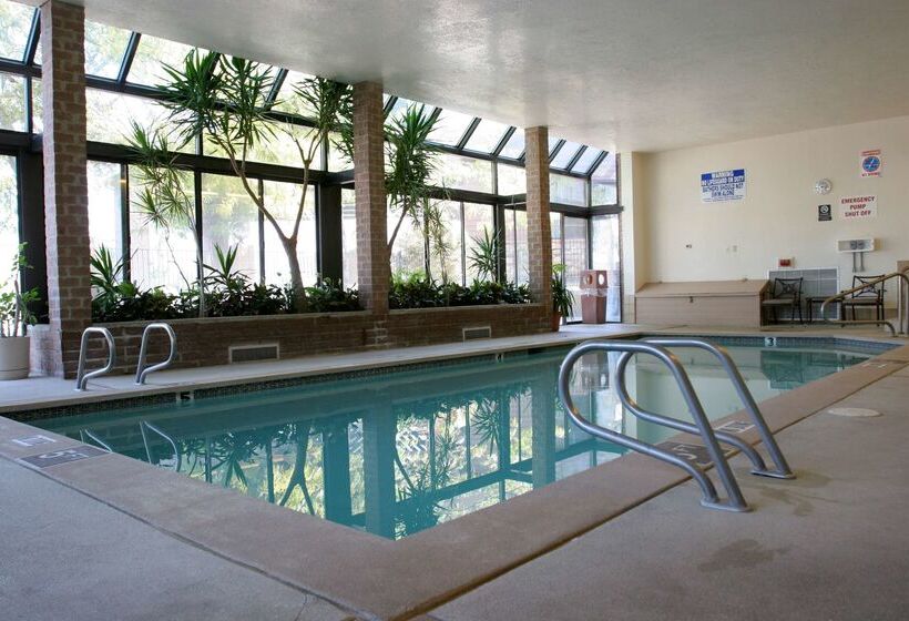 호텔 Best Western Plus Cottontree Inn