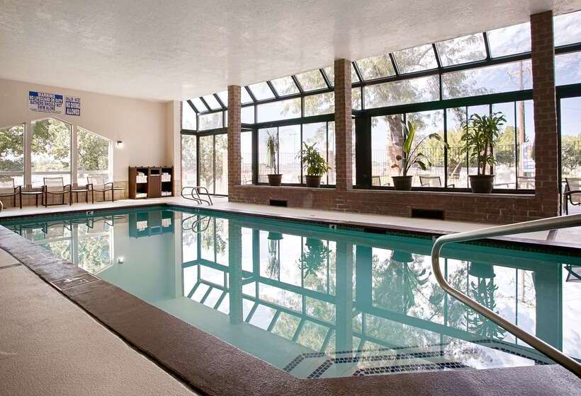 호텔 Best Western Plus Cottontree Inn