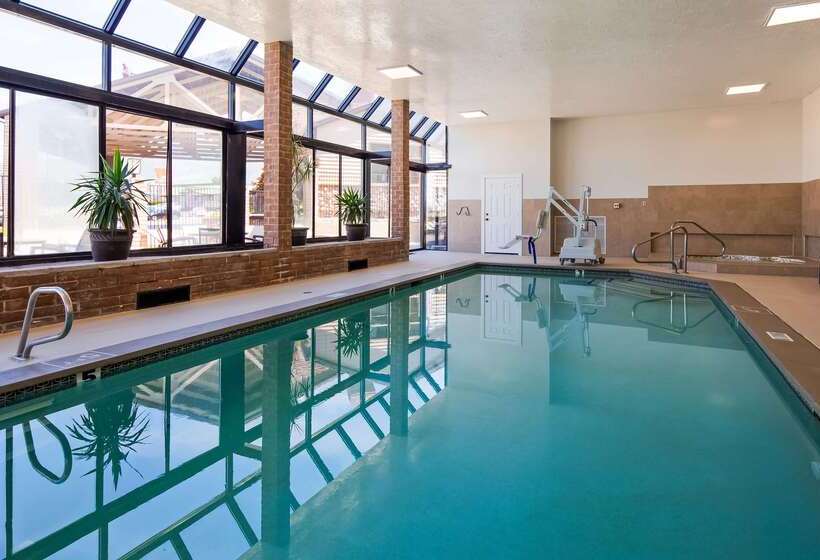 호텔 Best Western Plus Cottontree Inn