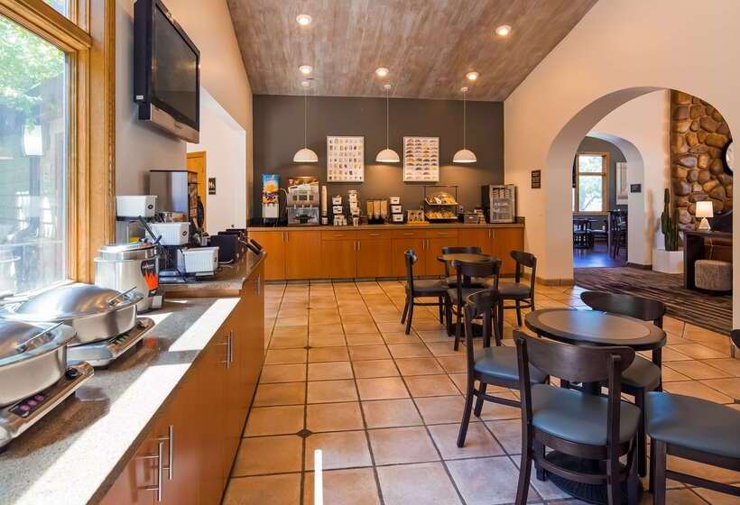 호텔 Best Western Plus Cottontree Inn