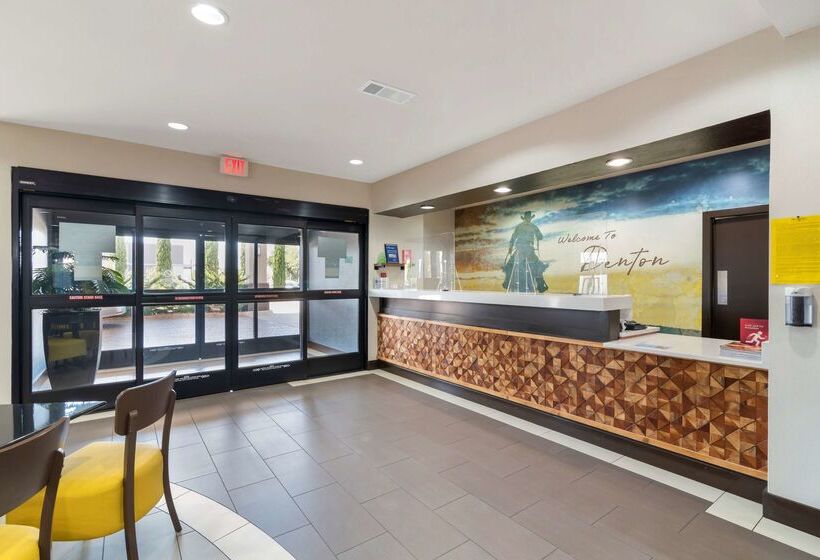 酒店 Best Western Plus Denton Inn & Suites