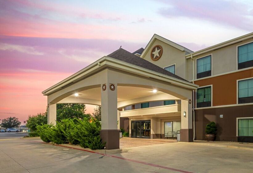 酒店 Best Western Plus Denton Inn & Suites