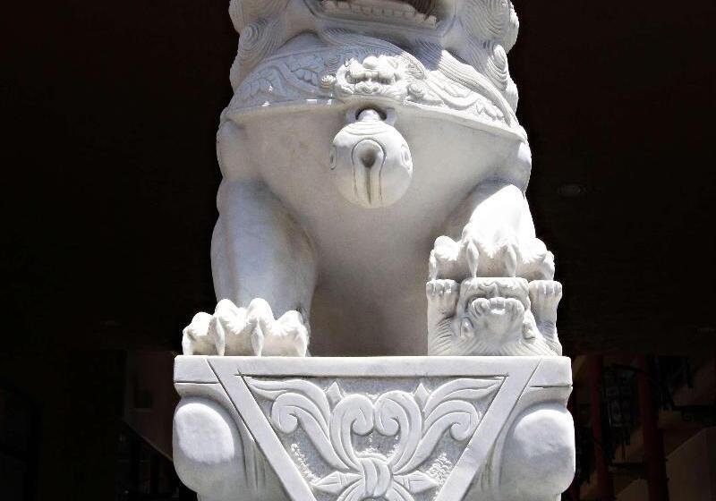 فندق Best Western Plus Dragon Gate Inn