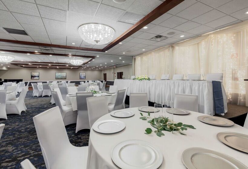 Best Western Plus Dubuque Hotel And Conference Center