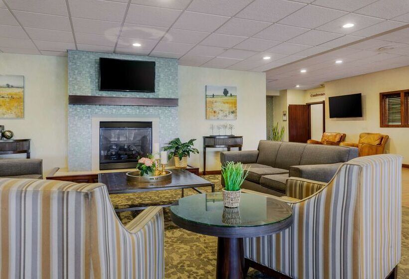 Best Western Plus Dubuque Hotel And Conference Center