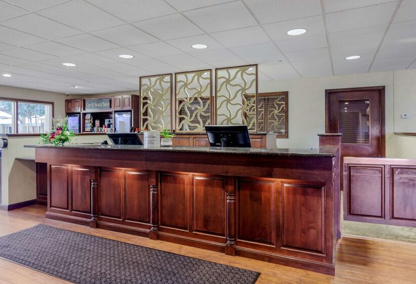 Best Western Plus Dubuque Hotel And Conference Center