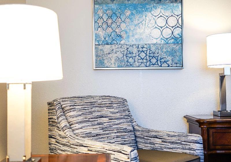 Best Western Plus Dubuque Hotel And Conference Center