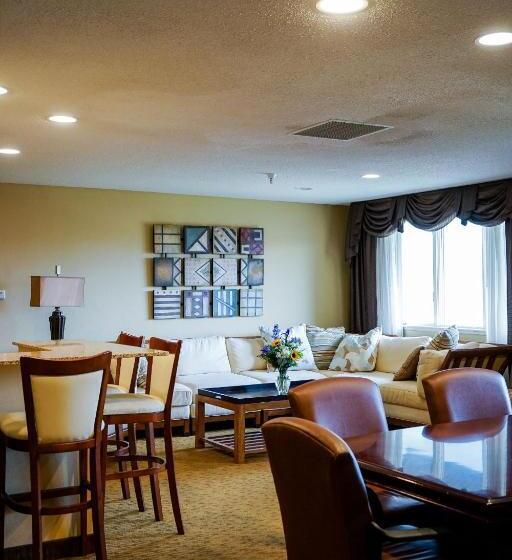 Best Western Plus Dubuque Hotel And Conference Center