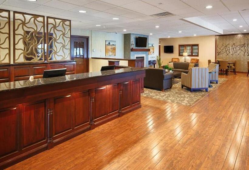 Best Western Plus Dubuque Hotel And Conference Center