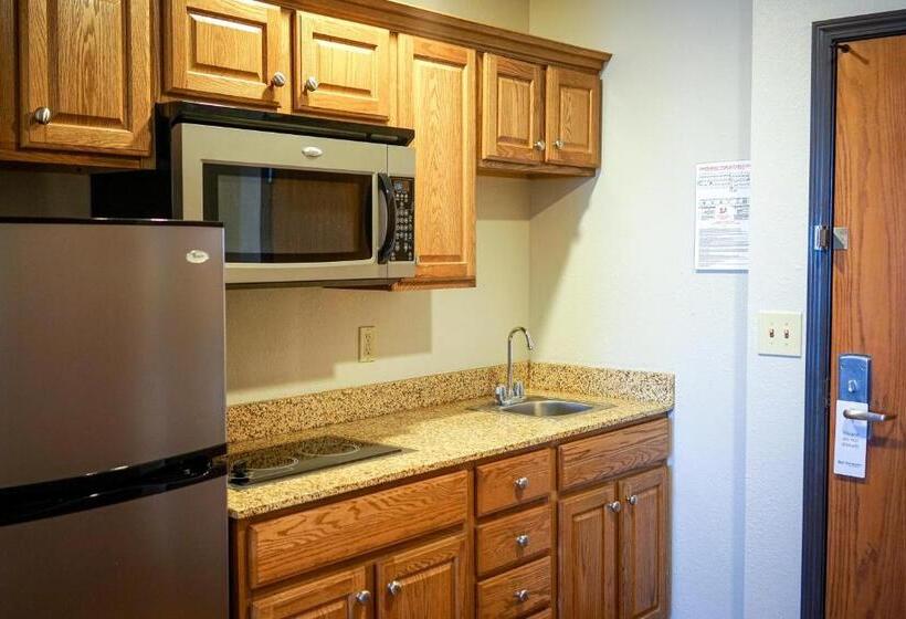 Best Western Plus Dubuque Hotel And Conference Center