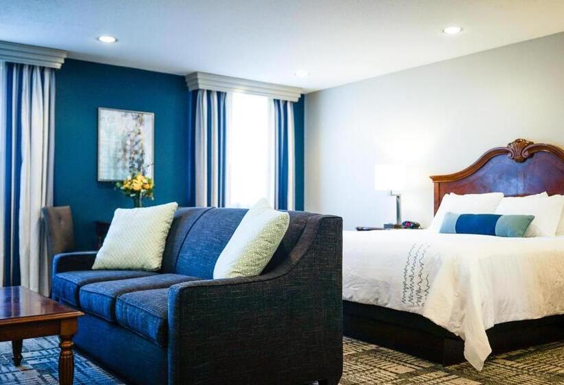 Best Western Plus Dubuque Hotel And Conference Center