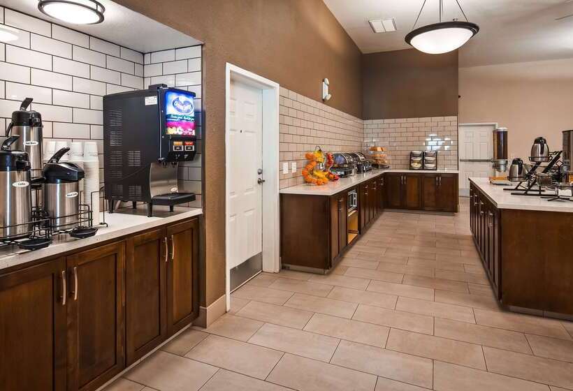 فندق Best Western Plus Executive Inn & Suites