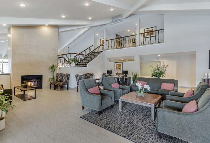 ホテル Best Western Plus Executive Inn