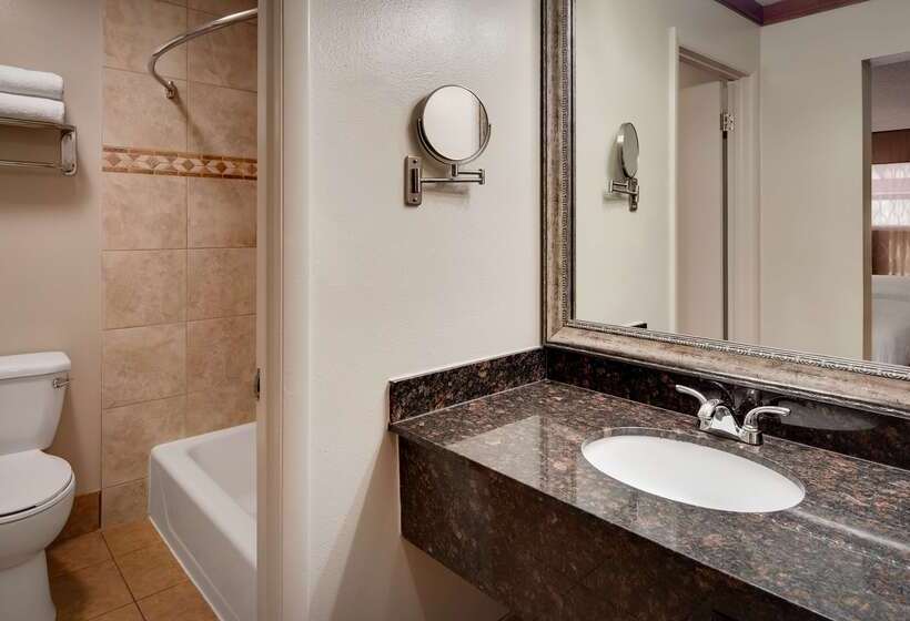 ホテル Best Western Plus Greenwell Inn